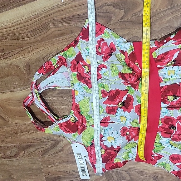 Retrolicious "Poppy" Dress - Picture 8 of 8